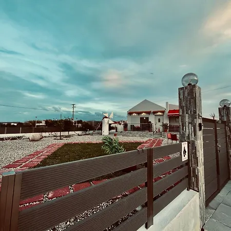 بيت للعطل Blue Waves House 1