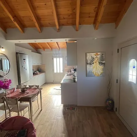 Blue Waves House 1 بيت للعطل